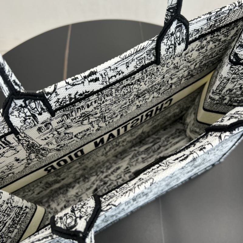 chr1st1an D10r shopping bags